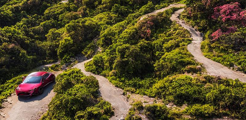 上坡時正確使用剎車